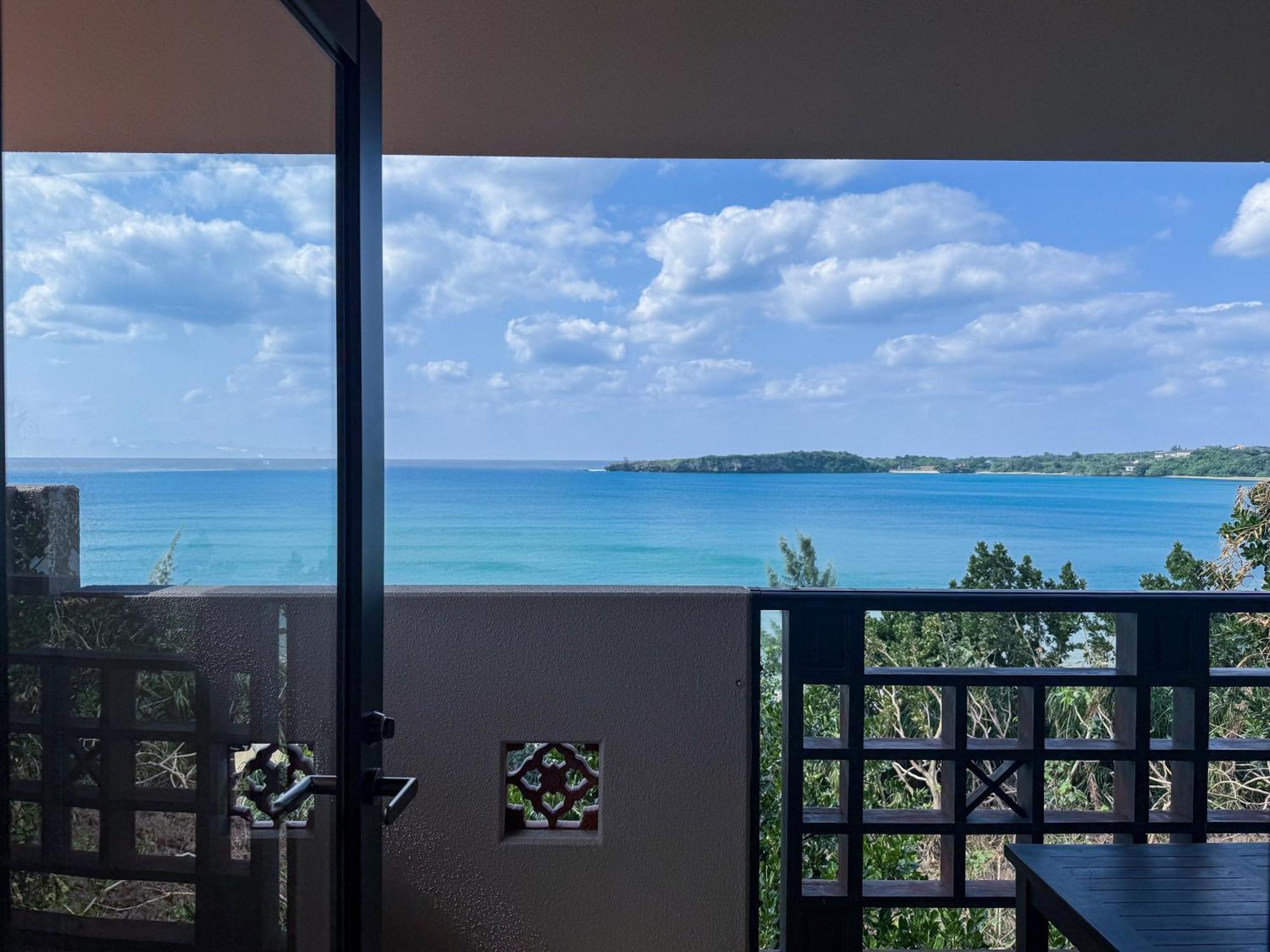 Iriomote Hotel By Hoshino Resorts Urauchi Exterior photo