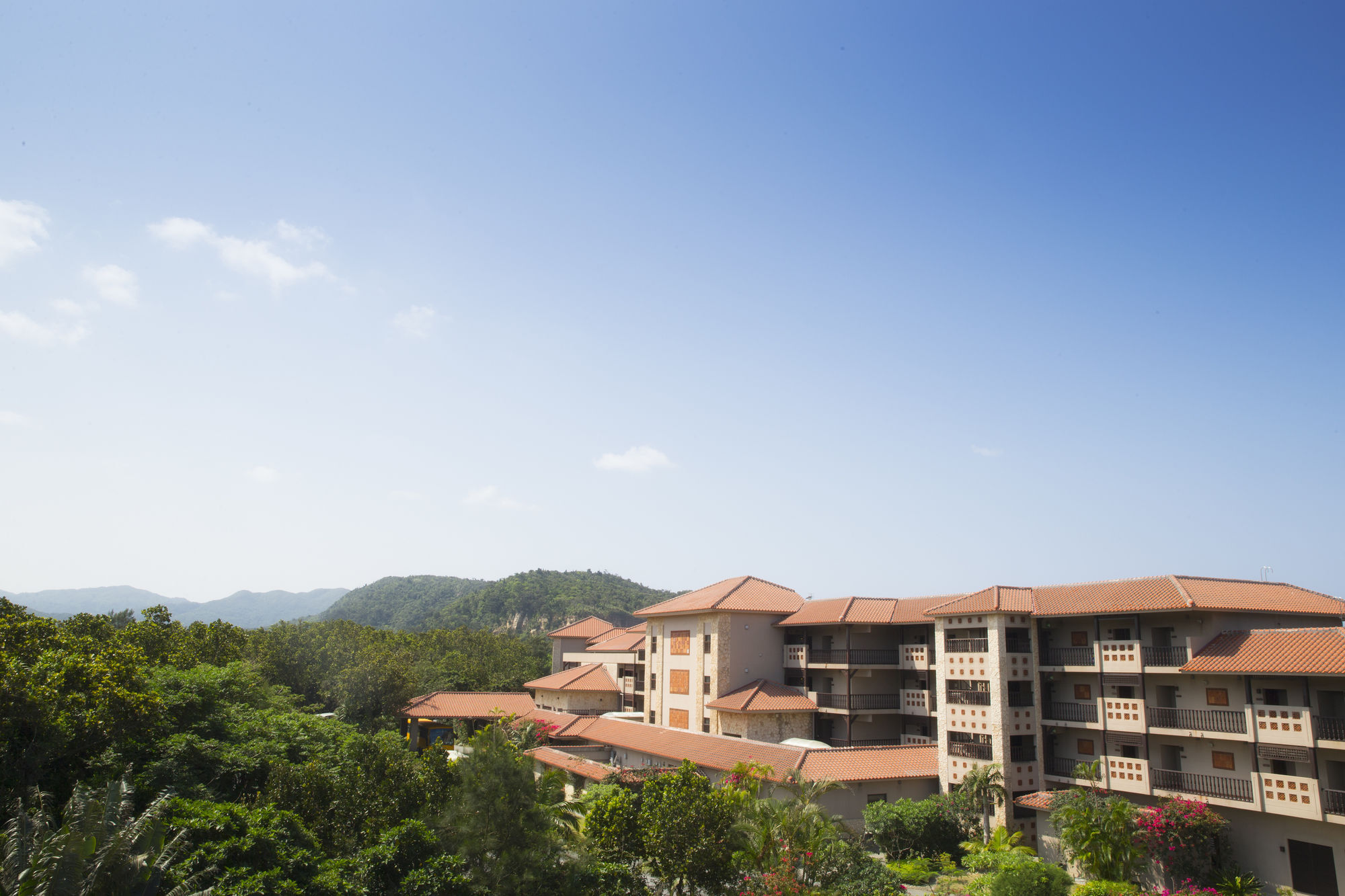 Iriomote Hotel By Hoshino Resorts Urauchi Exterior photo